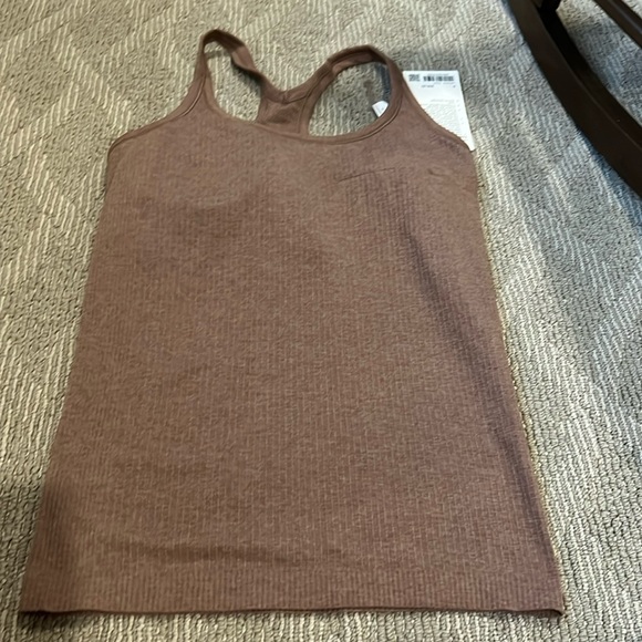 lululemon athletica Tops - Lululemon NWT Ebb to Street Tank size 8 SNAG ON top see pic #3 in CCAO